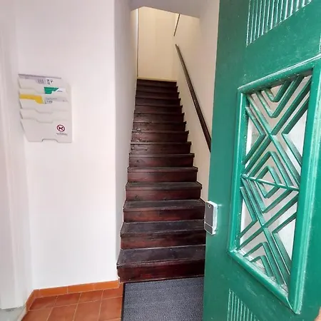 Wolley - 2 * Peniche